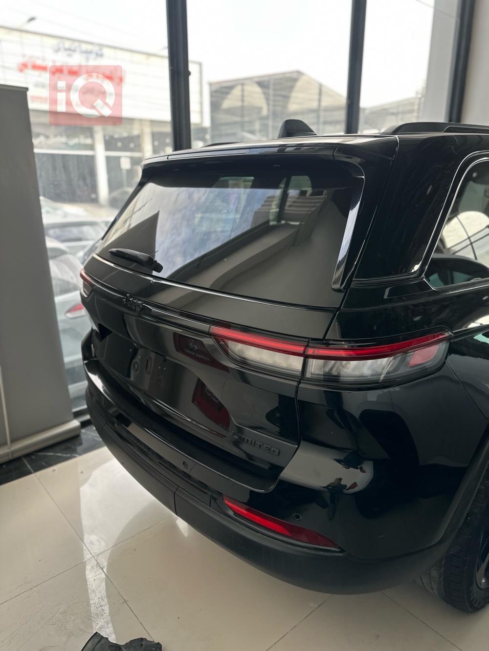 جيب جراند شيروكي